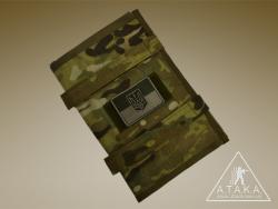Подсумок в сложенном состоянии. Идентификатор на липучке.